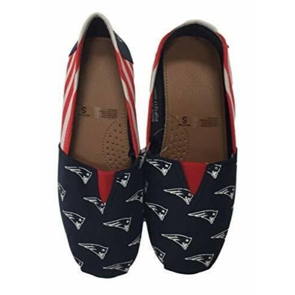 New England Patriots Women's Canvas Slip On Striped Shoes  CHOOSE SIZE - Picture 1 of 1